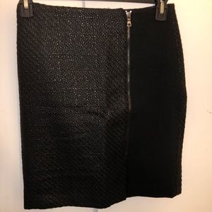 Black Textured Pencil Skirt with Zipper